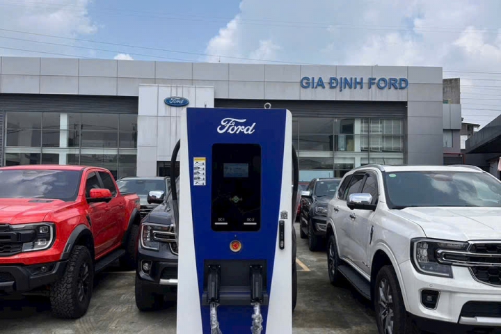 TÂN PHÁT ETEK triển khai khu vực phía Nam, đồng hành cùng Ford lắp đặt trạm sạc xe điện