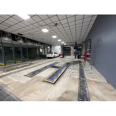 Tay quay gắn trần trạm rửa xe tiết kiệm thời gian chống rối dây